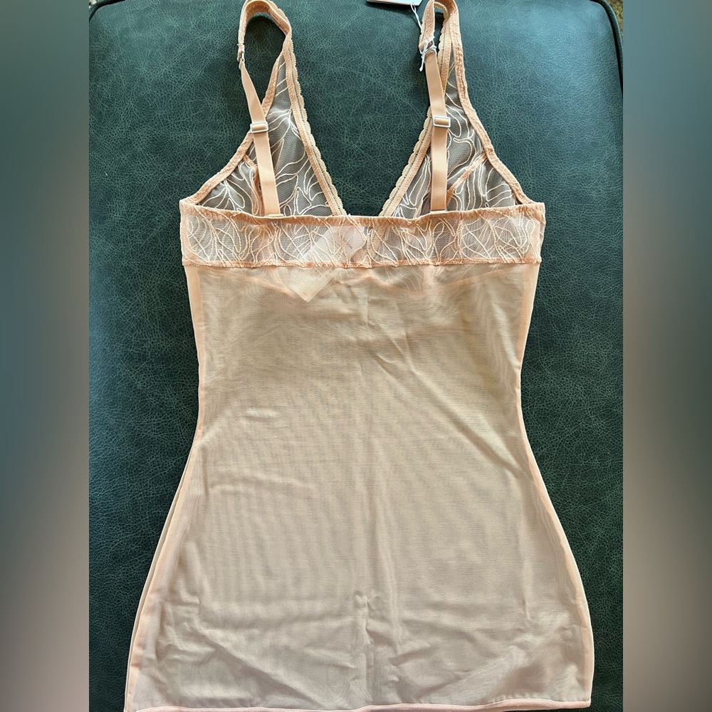 Wolford Cami Shape and Control Leafage Forming Top Dusty Coral Size 38 B Cup - Picture 11 of 11